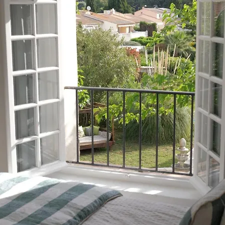 Fruitier, Sunny Pool Near The Sea & Beach, Domaine L'oiseau Bleu
